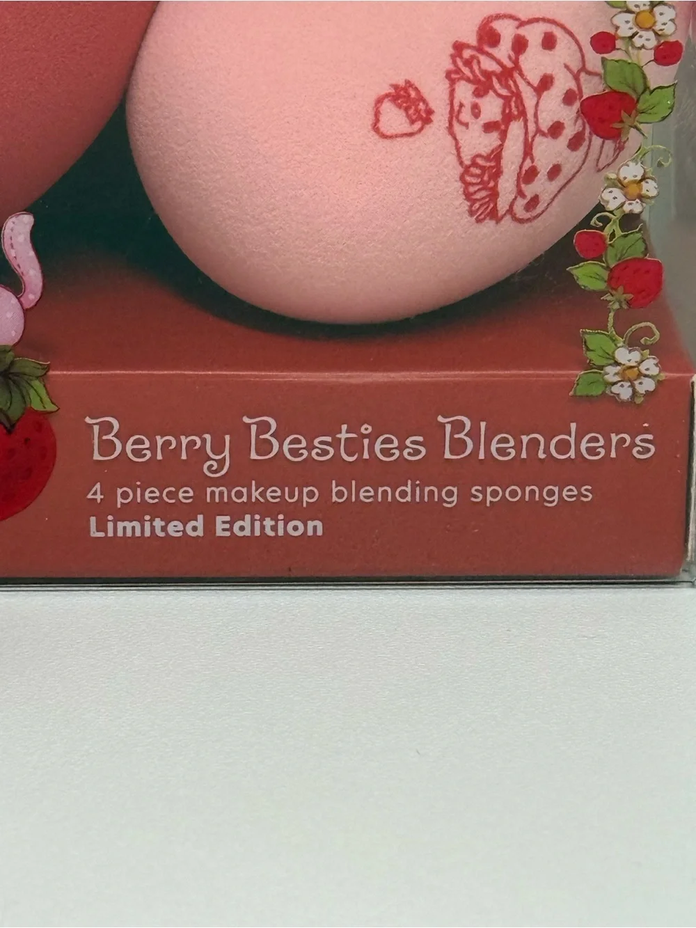 Strawberry Shortcake X Celavi Beauty Blenders 4pk Red Pink